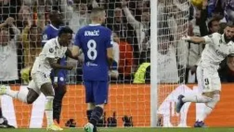 《曼联重磅转会揭秘：索帅直言小麦离队震惊，意大利赛场展翅翱翔》